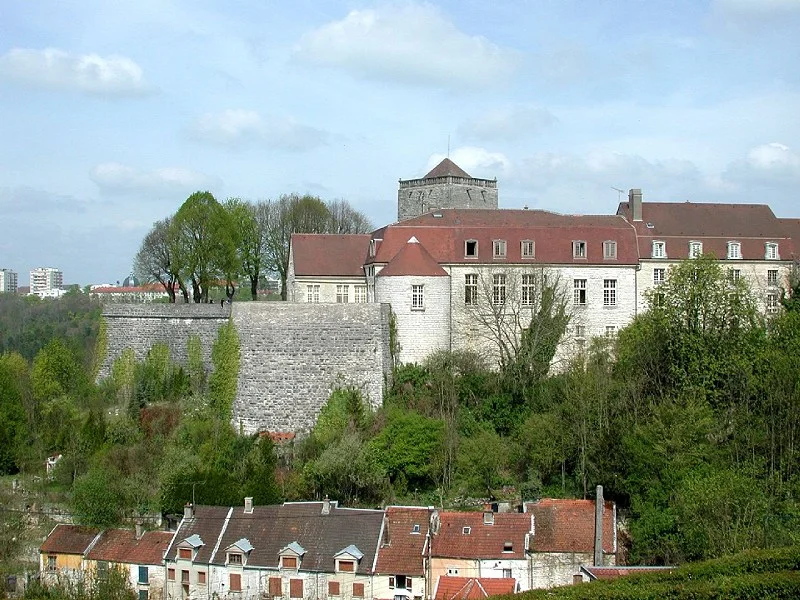 Visite pédagogique à Chaumont : la ville au Moyen-Age